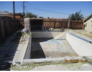 860 Flora Street property photo 5