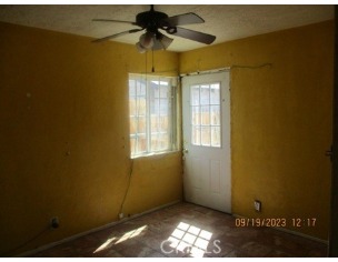 860 Flora Street property photo 10