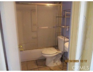 860 Flora Street property photo 12