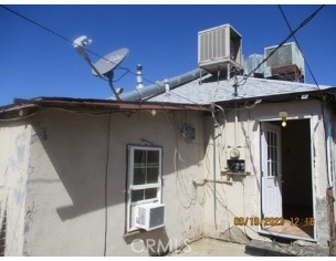 860 Flora Street property photo 25